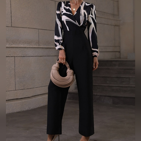 Clasi Graphic Print Surplice Neck Lantern Sleeve Jumpsuit - Picture 2 of 5